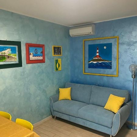 E&C Suites Roma リド・ディ・オスティア エクステリア 写真